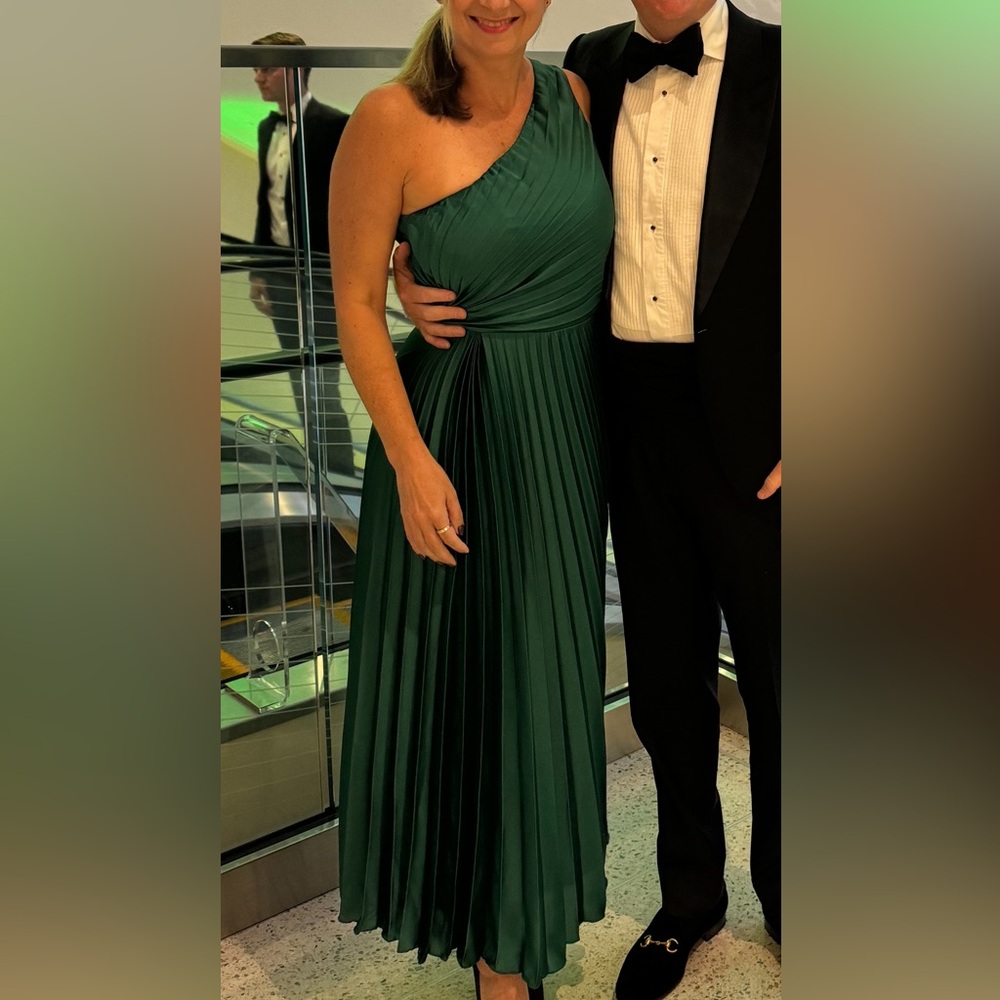 Abercrombie Medium emerald green dress.